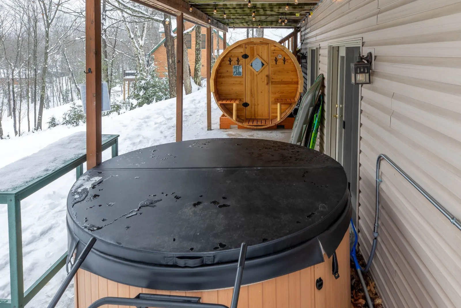 Hot tub on the deck